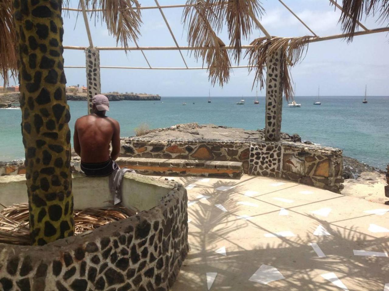 Casa Cabral : Big Apartment Next To The Beach Tarrafal  Εξωτερικό φωτογραφία